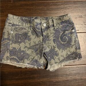 American Eagle Outfitters Gray and Blue Jean Shorts Distressed Paisley